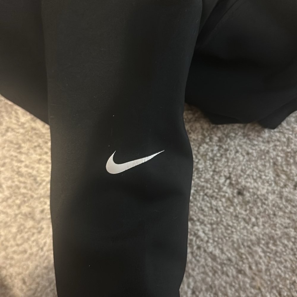 Black Nike Leggings - Picture 3 of 4